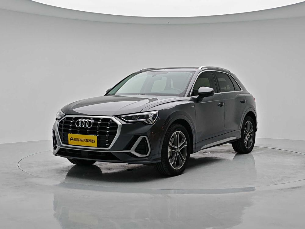 Audi Q3 2022 car image 