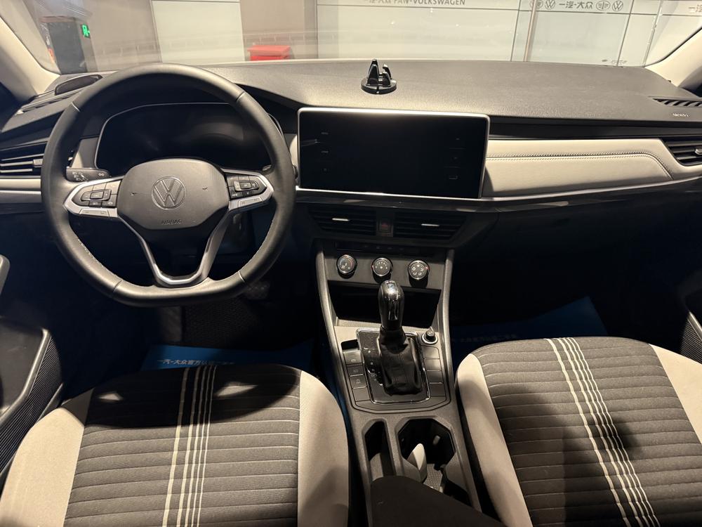 Volkswagen Bora 2023 car image #11