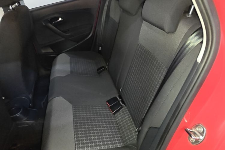 Volkswagen Polo 2017 #17 Volkswagen Polo 2017 car image #17