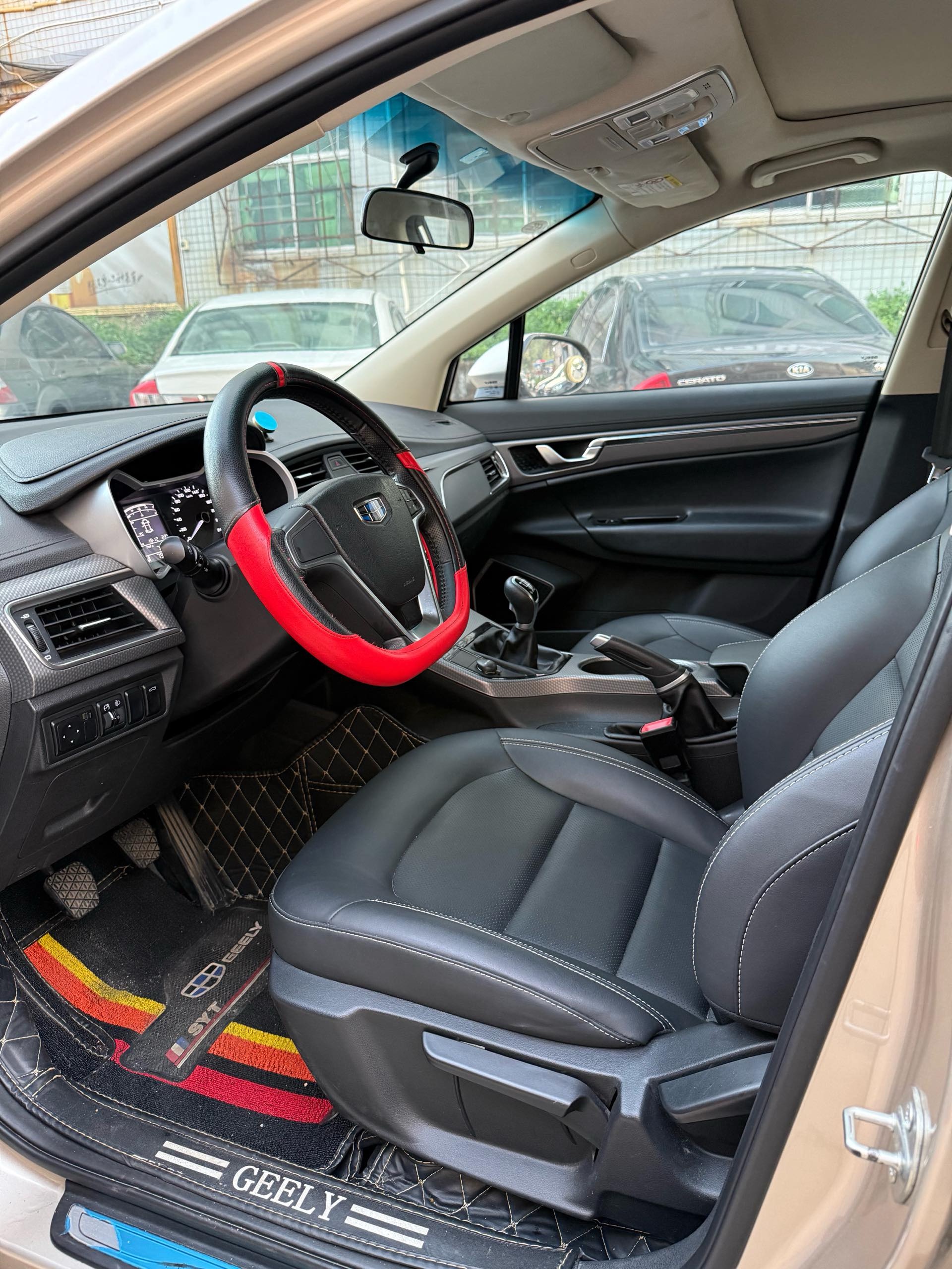 GEELY Emgrand GS 2018 car image #6