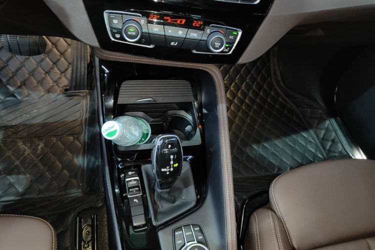 BMW X1 2020 car image #18