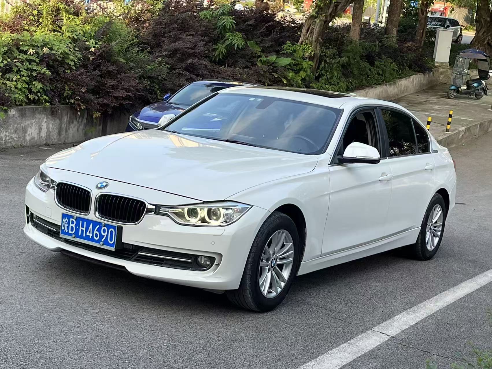 BMW 3 Series 2015 car image 