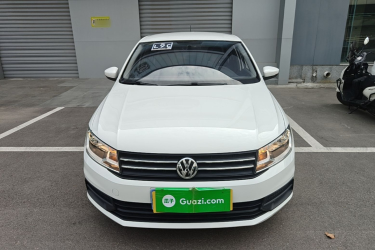 Volkswagen Santana 2019 car image #3