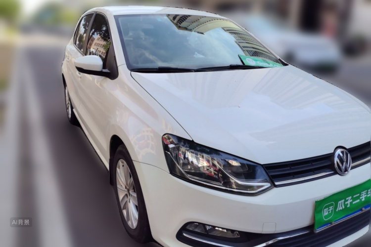 Volkswagen Polo 2015 car image #4
