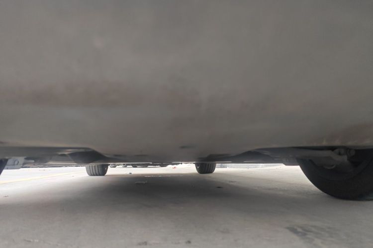 Tesla Model 3 2020 imagem de carro #26