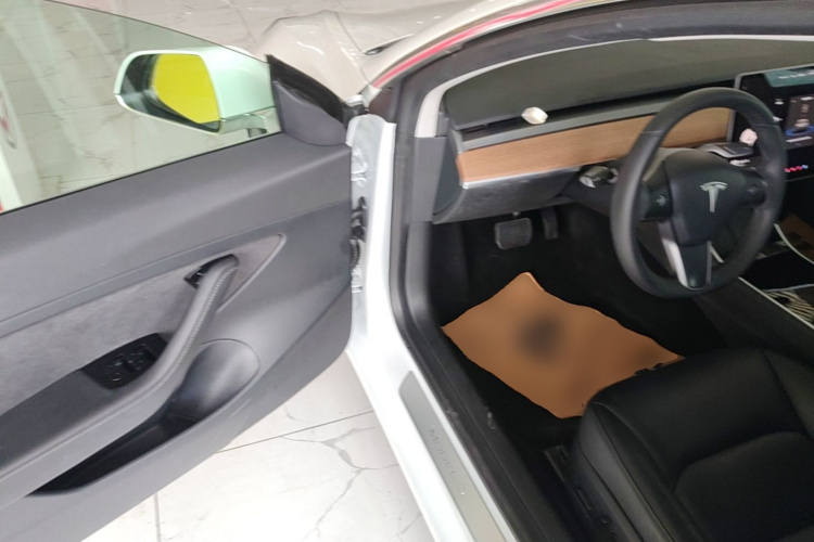 Tesla Model 3 2020 #16 Tesla Model 3 2020 car image #16