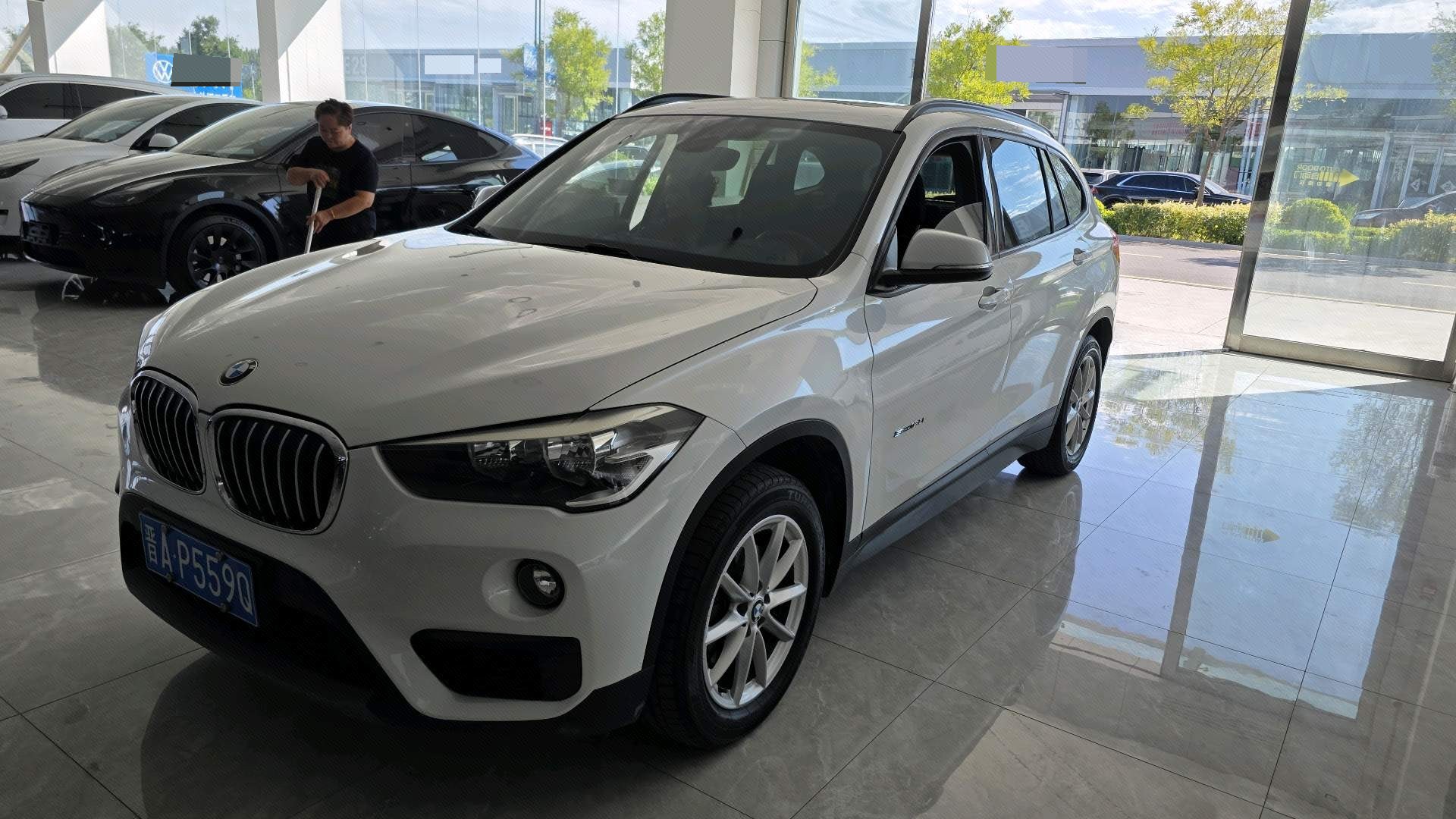 BMW X1 2017 car image 