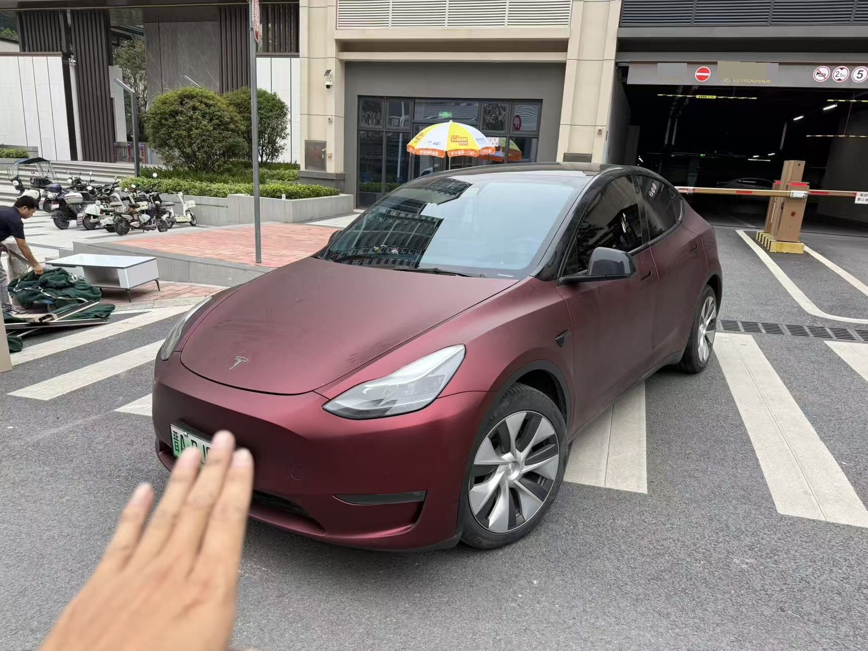 Tesla Model Y 2022 immagine di auto 