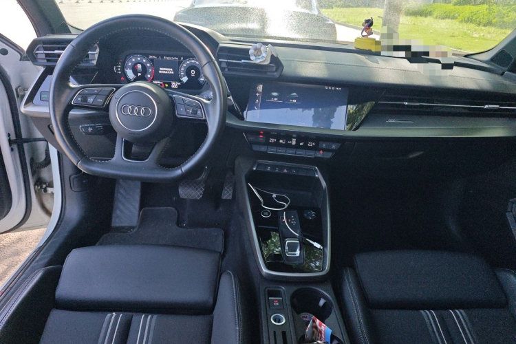 Audi A3 2022 car image #11