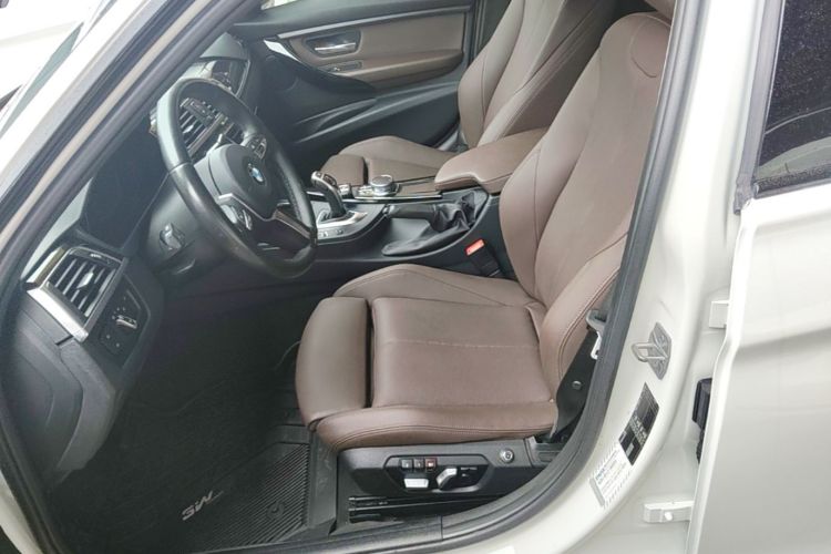 BMW 3 Series 2018 #15 BMW 3 Series 2018 car image #15
