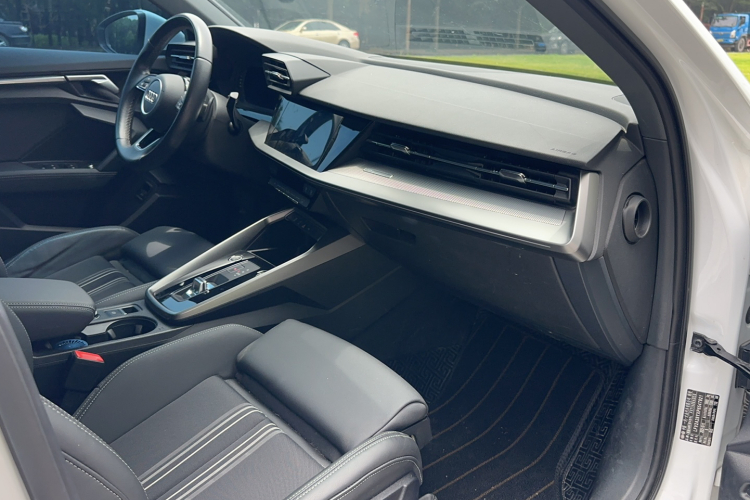 Audi A3 2024 car image #21