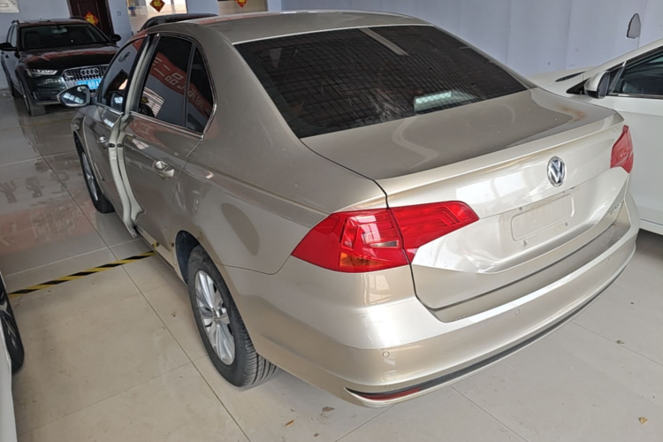 Volkswagen Bora 2019 car image #7