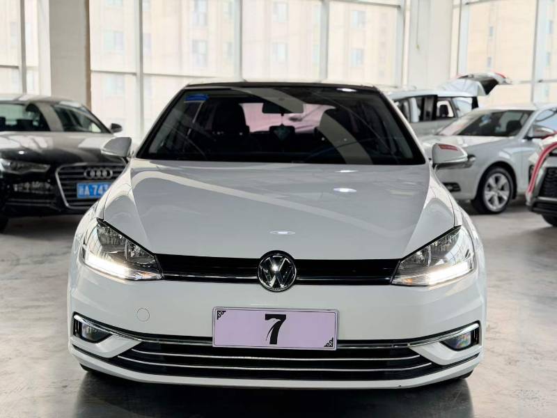 Volkswagen Golf 2018 #2 Volkswagen Golf 2018 صورة سيارة #2