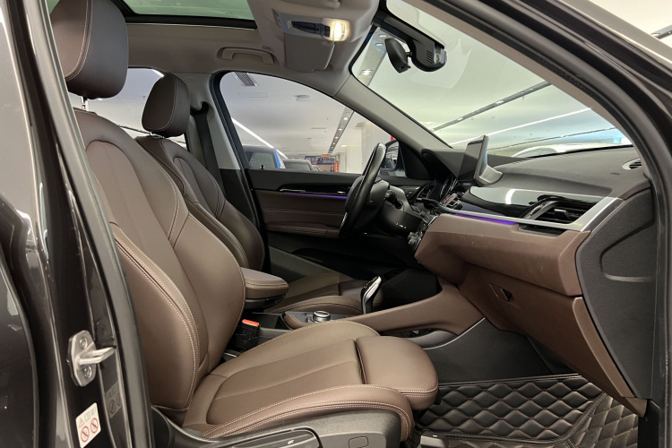 BMW X1 2020 صورة سيارة #14