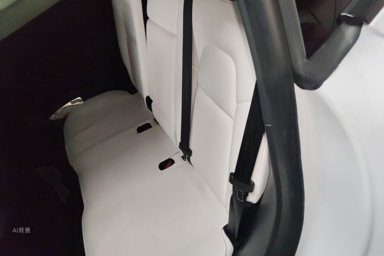 Tesla Model Y 2024 #19 Tesla Model Y 2024 car image #19