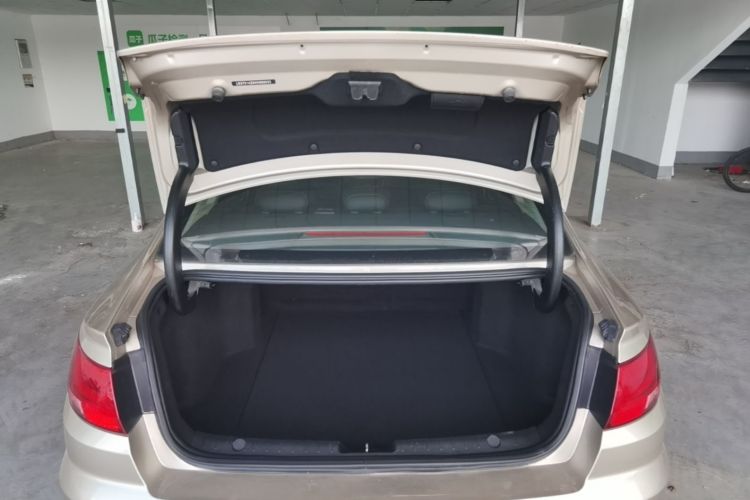 GEELY Emgrand GL 2017 #19 GEELY Emgrand GL 2017 car image #19