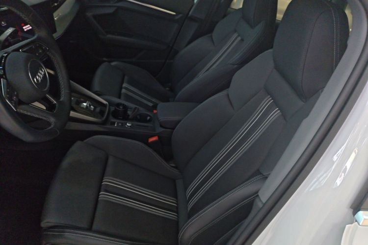 Audi A3 2024 immagine di auto #20