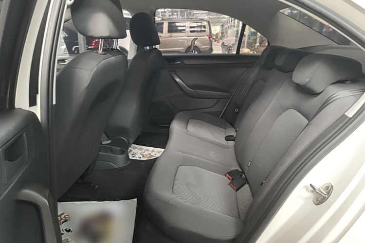 Volkswagen Santana 2016 image de voiture #13