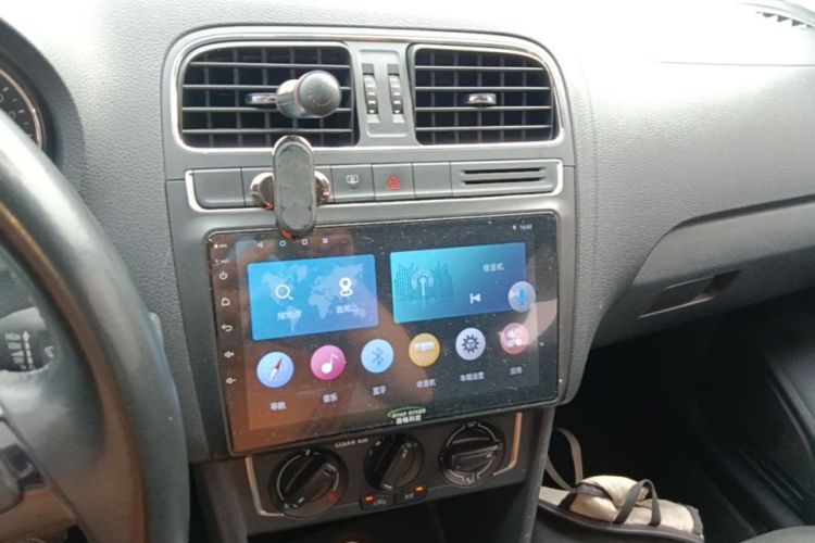 Volkswagen Polo 2016 #17 Volkswagen Polo 2016 car image #17