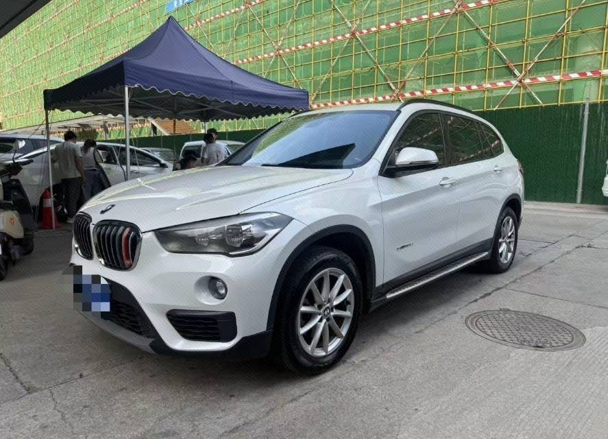 BMW X1 2018 BMW X1 2018 car image
