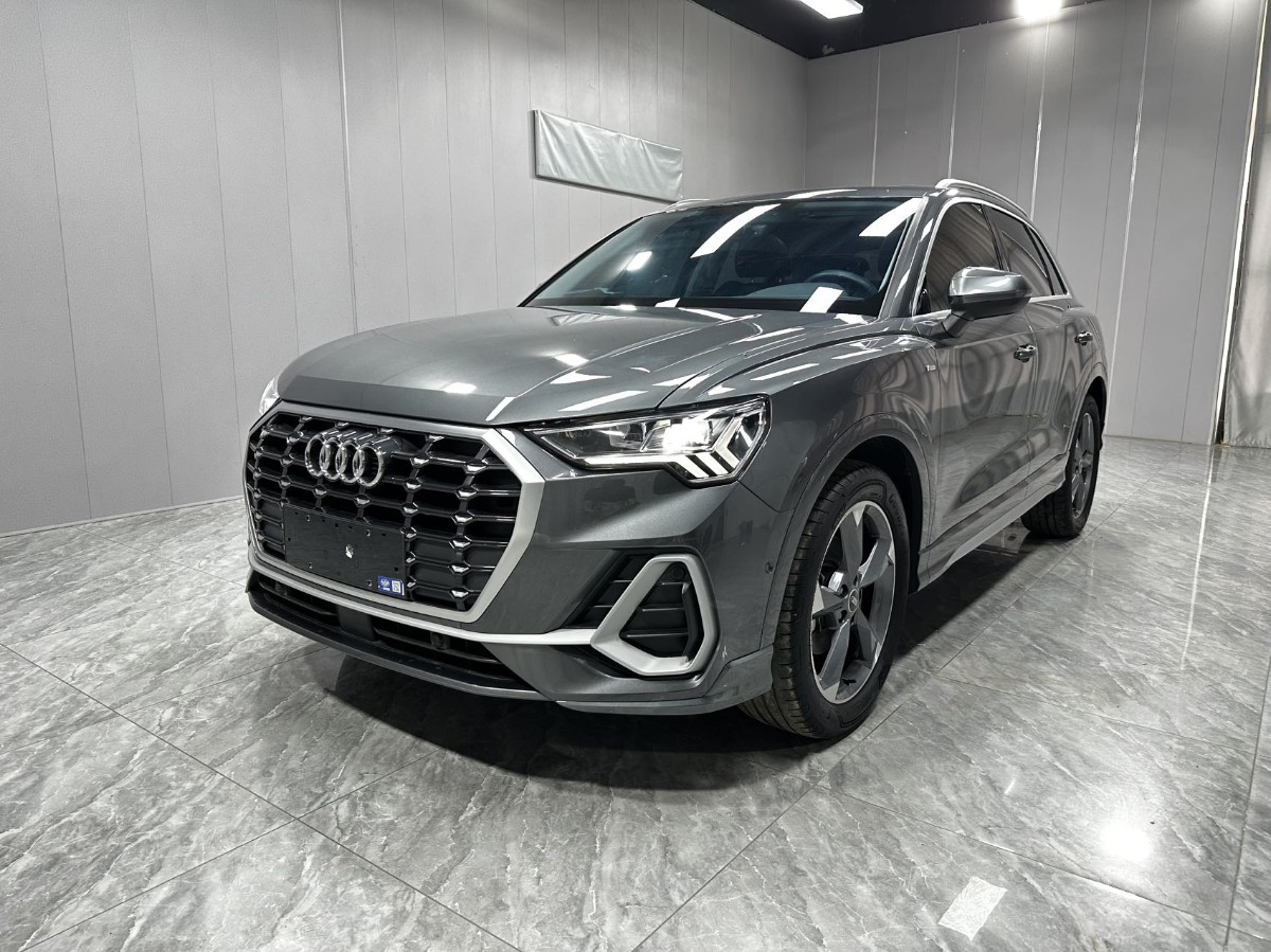Audi Q3 2023 Audi Q3 2023 car image