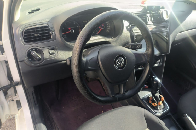 Volkswagen Polo 2018 #12 Volkswagen Polo 2018 car image #12