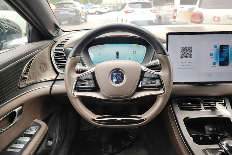 BYD Han 2022 car image #15