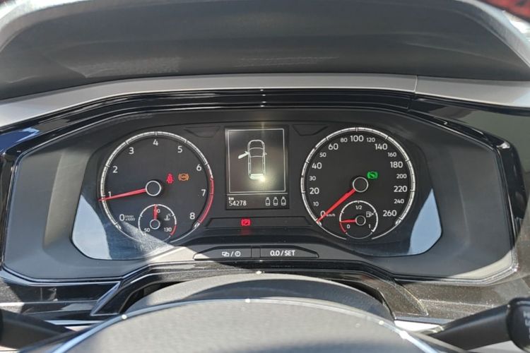 Volkswagen Polo 2022 car image #12