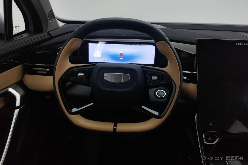 GEELY Boyue L 2023 car image #13
