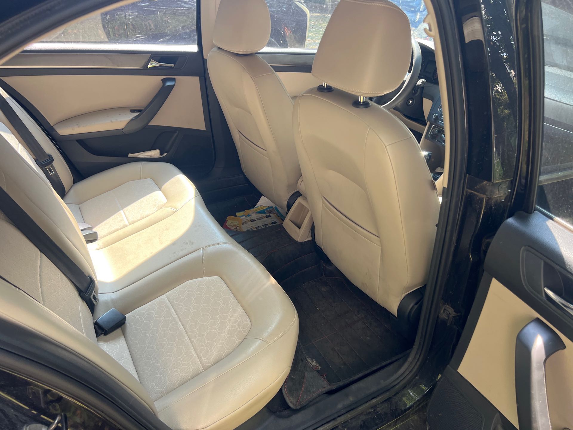 Volkswagen Santana 2014 car image #3