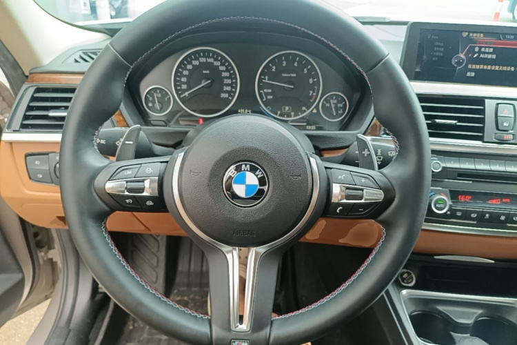 BMW 3 Series 2015 car image #24