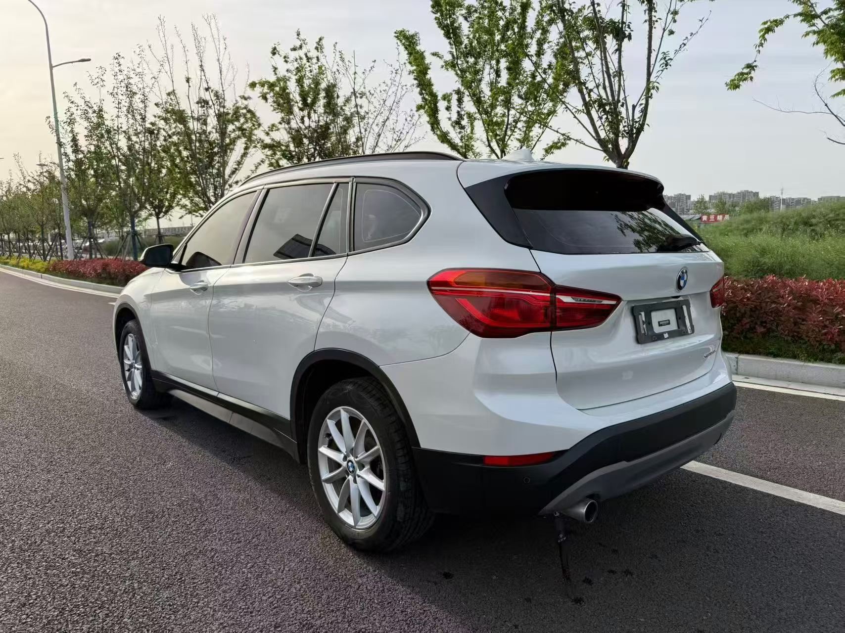 BMW X1 2019 #6 BMW X1 2019 car image #6