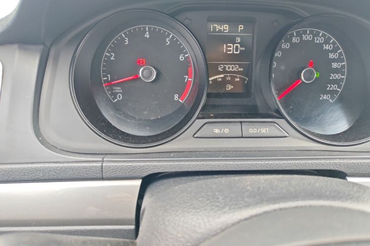 Volkswagen Lavida 2017 car image #14