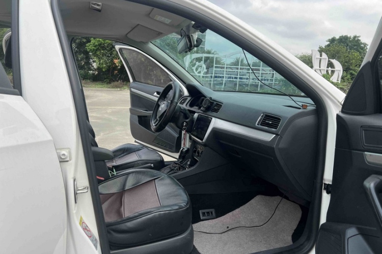 Volkswagen Lavida 2015 #13 Volkswagen Lavida 2015 car image #13