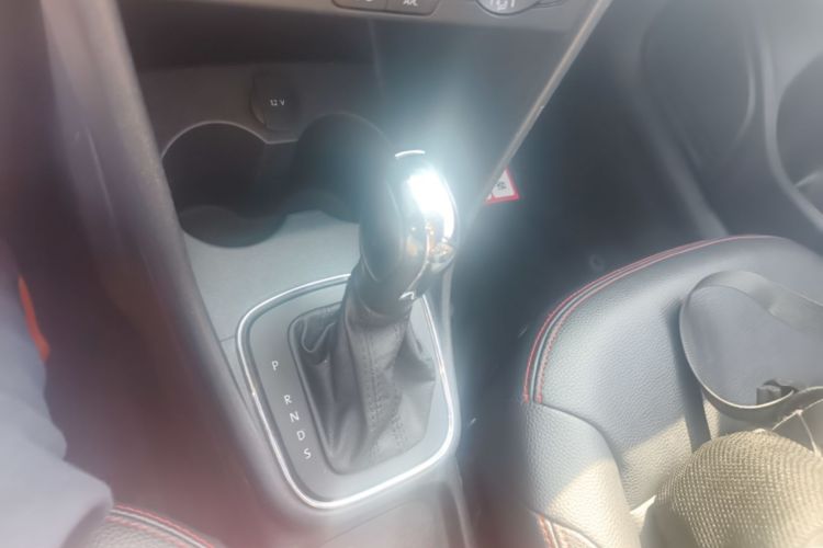 Volkswagen Polo 2017 #14 Volkswagen Polo 2017 car image #14