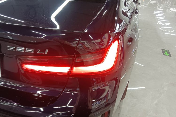 BMW 3 Series 2023 #8 BMW 3 Series 2023 car image #8