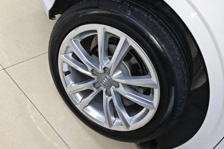 Audi A3 2019 #4 Audi A3 2019 car image #4