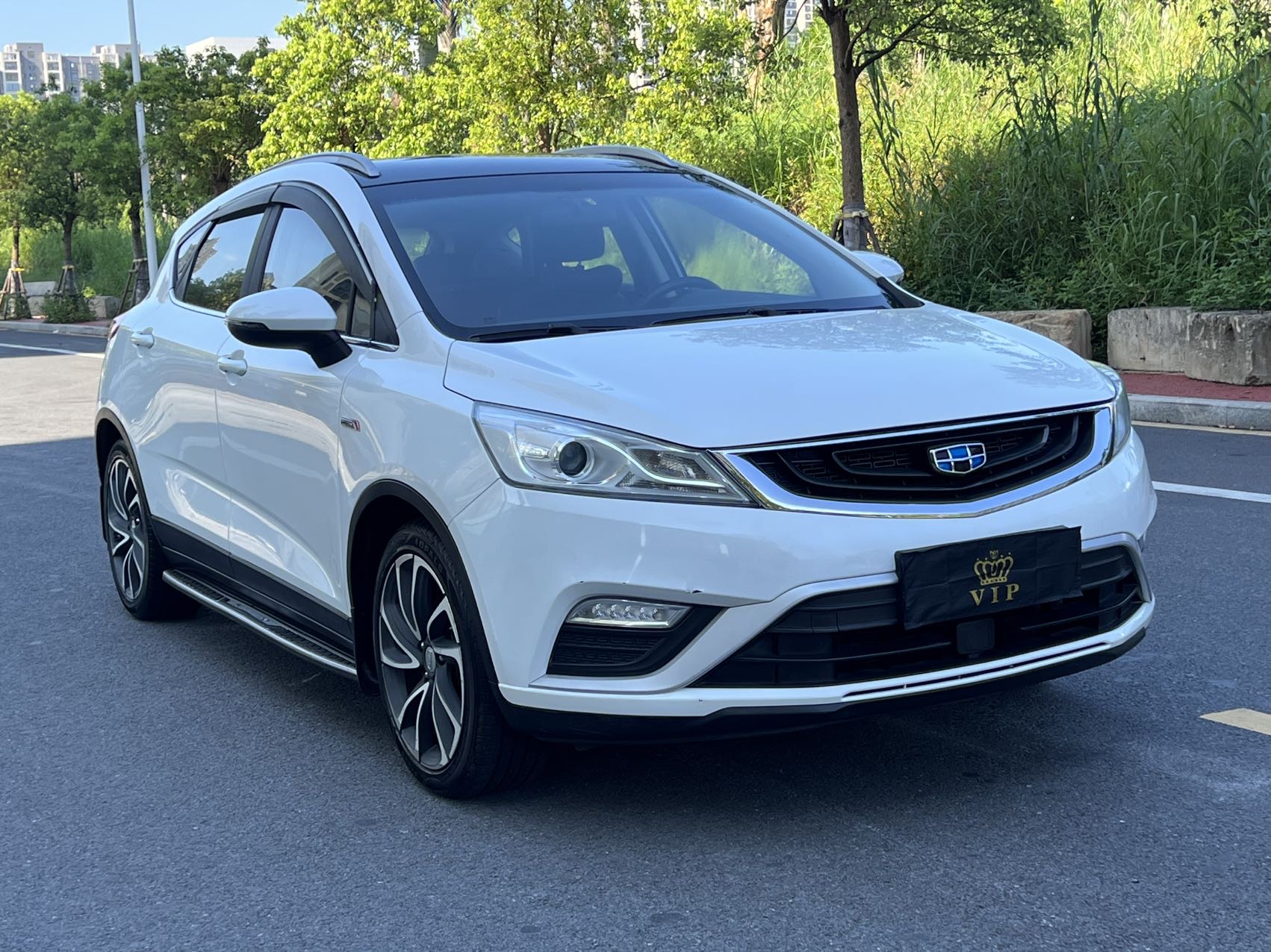 GEELY Emgrand GS 2016 car image #3