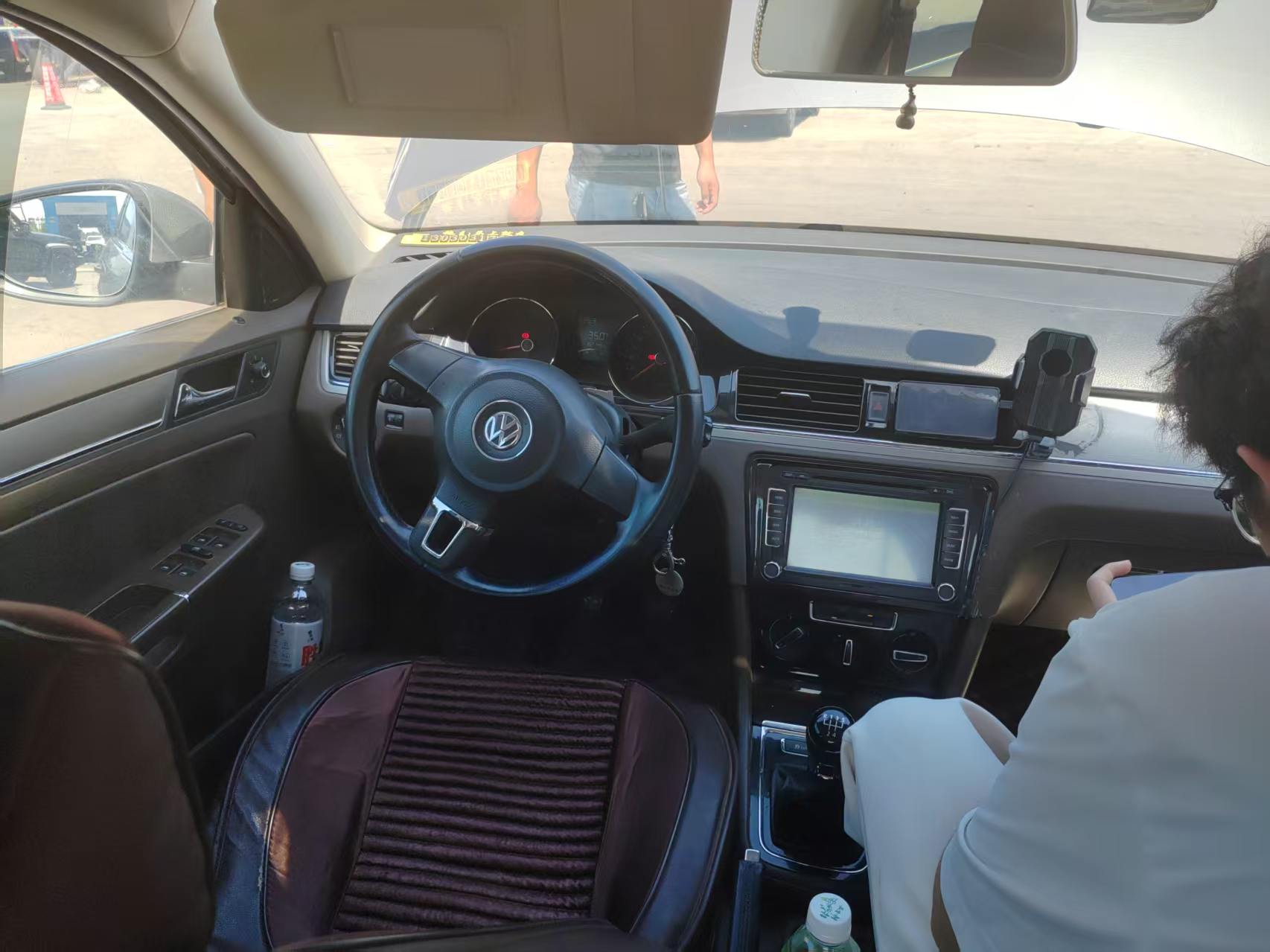 Volkswagen Bora 2014 car image #7