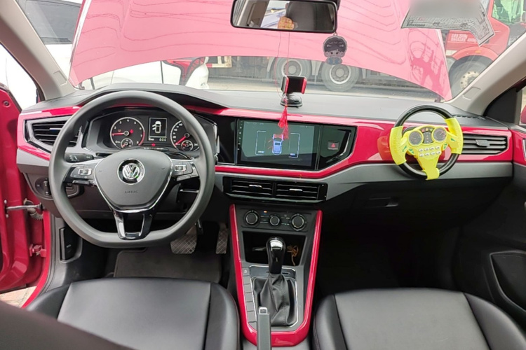 Volkswagen Polo 2020 immagine di auto #11