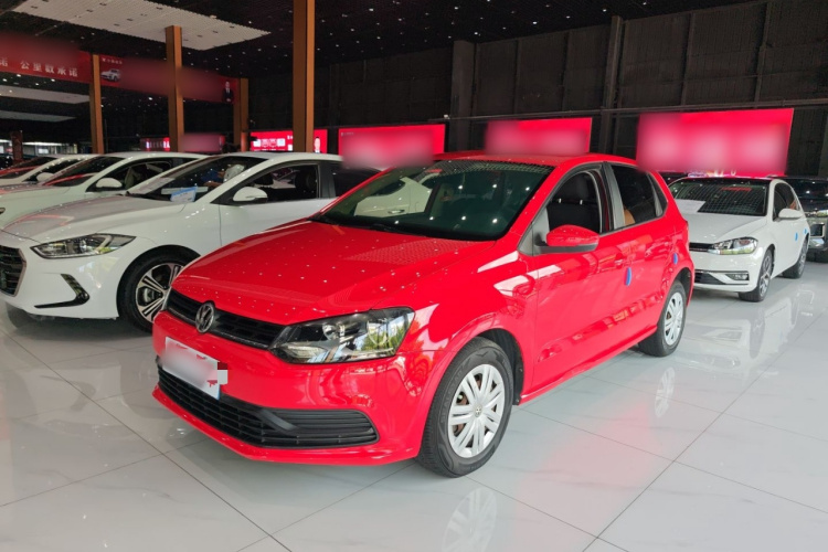 Volkswagen Polo 2018 car image #2