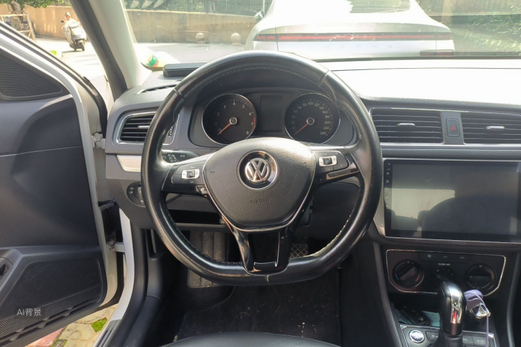 Volkswagen Lavida 2018 car image #12