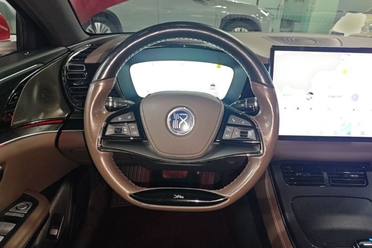 BYD Han 2023 immagine di auto #11