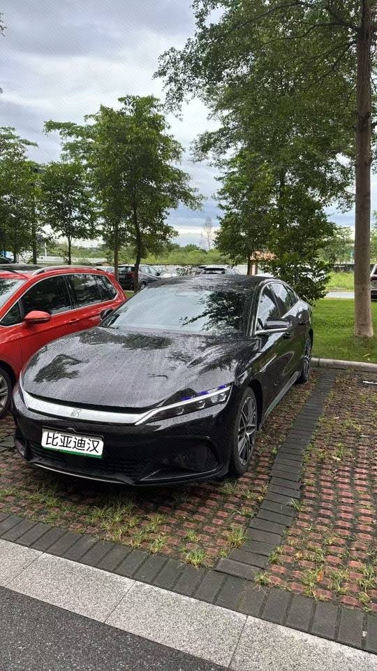 BYD Han 2025 image de voiture 