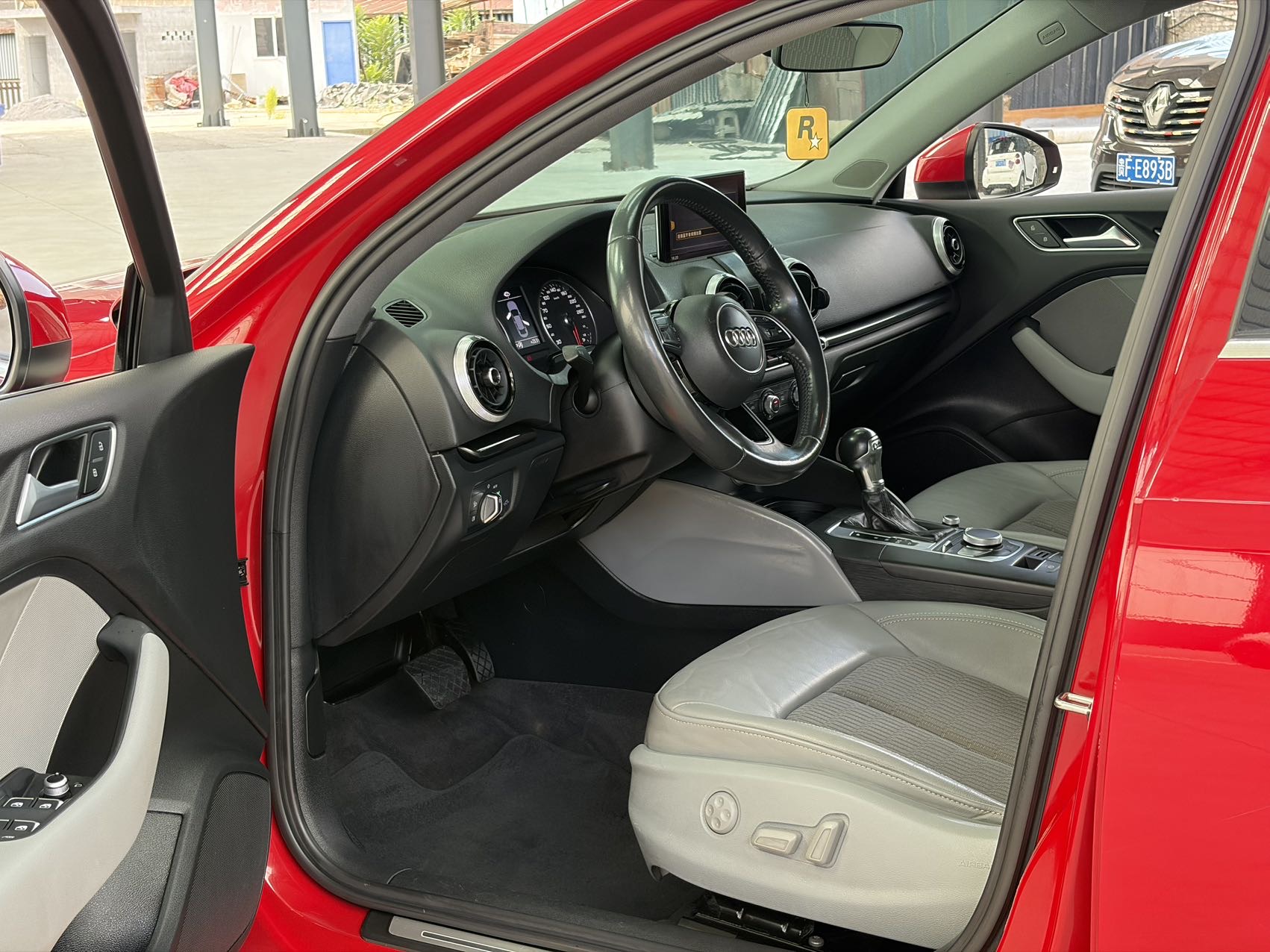 Audi A3 2019 immagine di auto #6