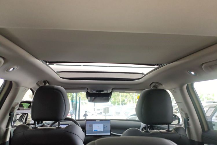 BYD Yuan Plus 2025 immagine di auto #18