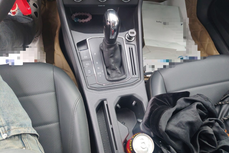 Volkswagen Lavida 2019 car image #16