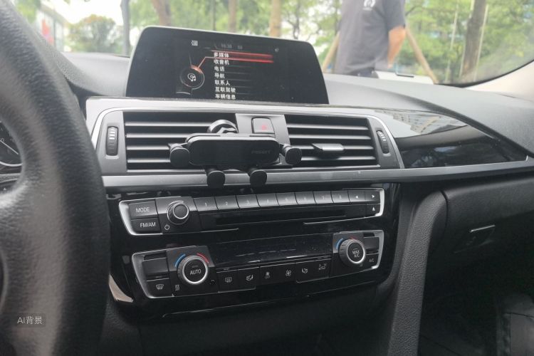 BMW 3 Series 2017 immagine di auto #15