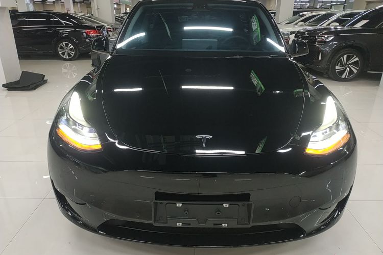 Tesla Model Y 2022 #3 Tesla Model Y 2022 car image #3