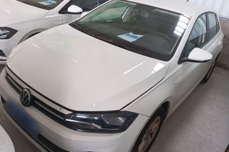 Volkswagen Polo 2023 car image #2